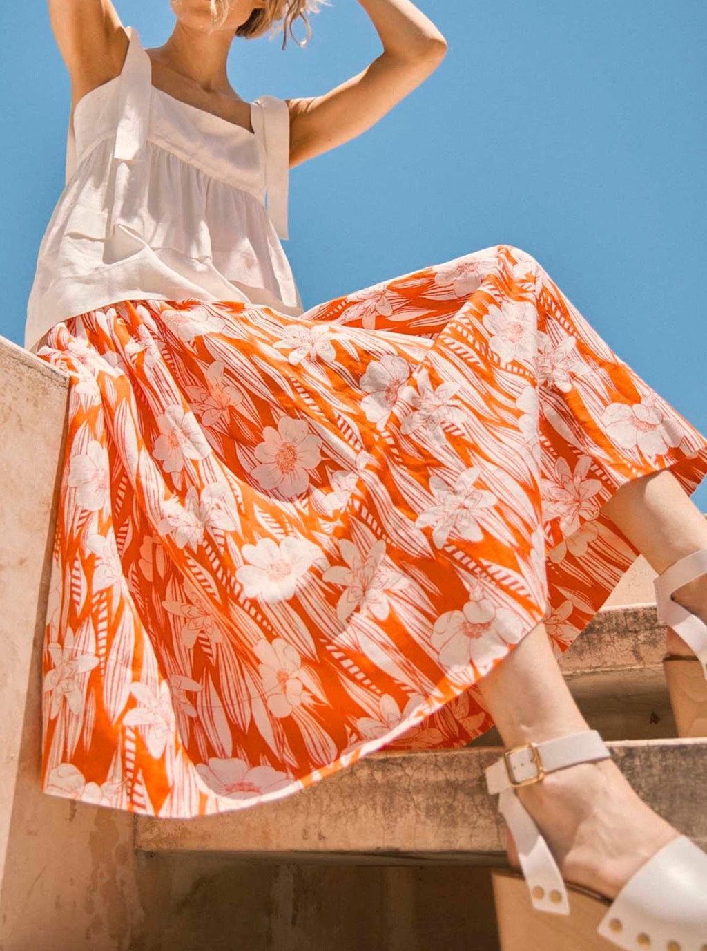 Pleated Waist Linen Blend Midi Skirt