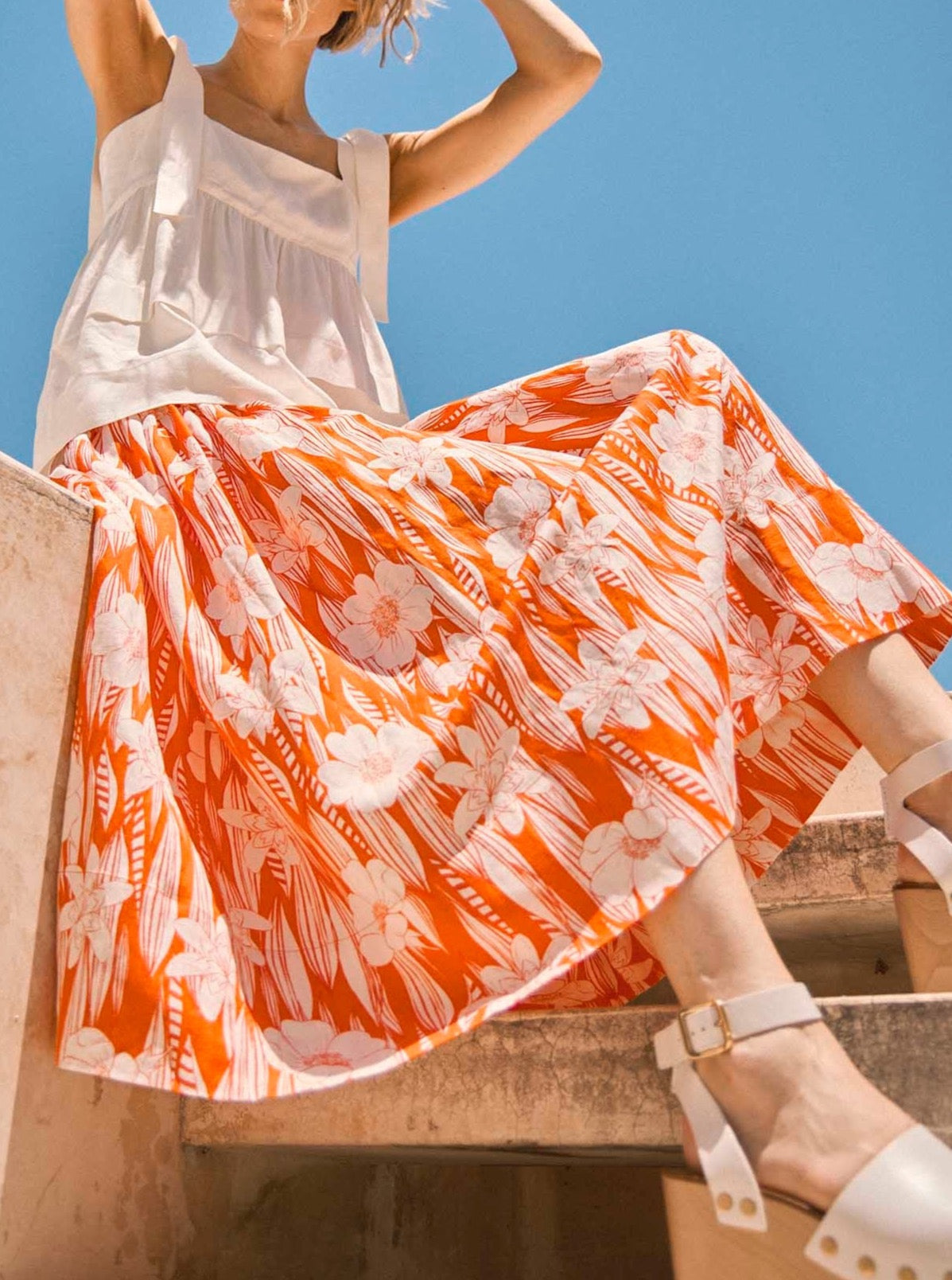 Pleated Waist Linen Blend Midi Skirt