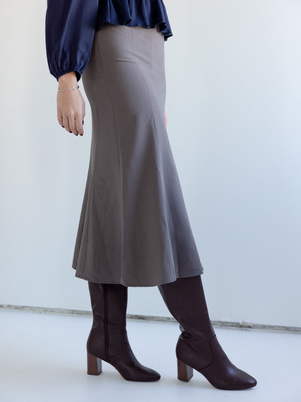 Seam Detail Flared Midi Skirt