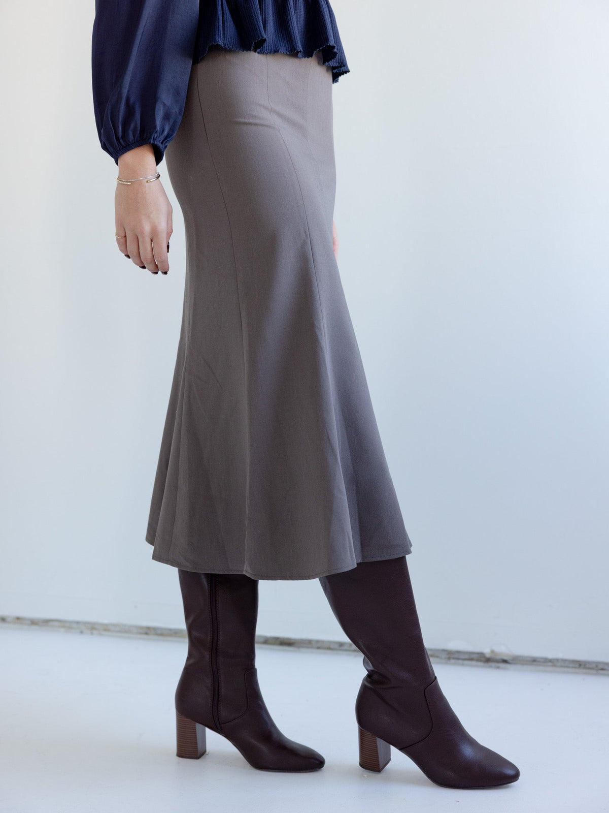 Seam Detail Flared Midi Skirt