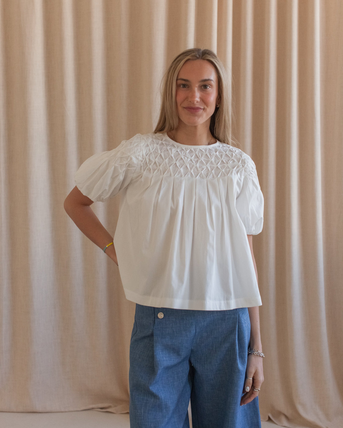 Honeycomb Pleat Puff Sleeve Blouse