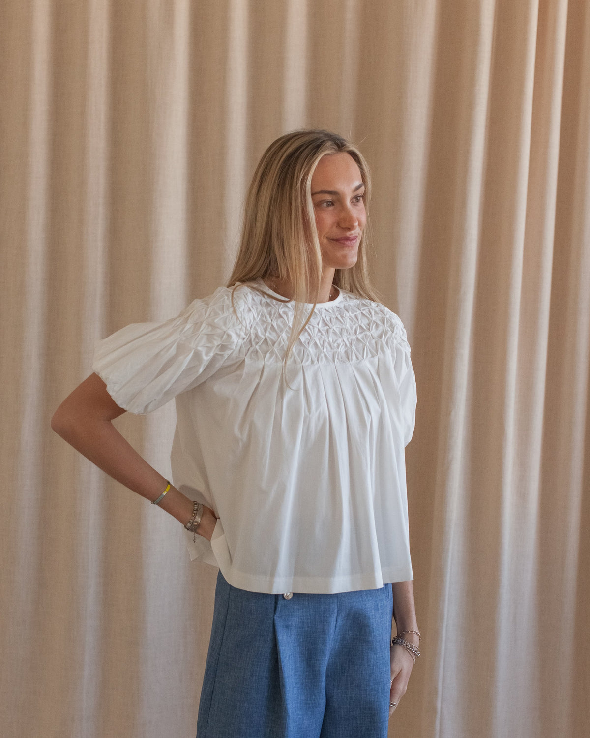 Honeycomb Pleat Puff Sleeve Blouse