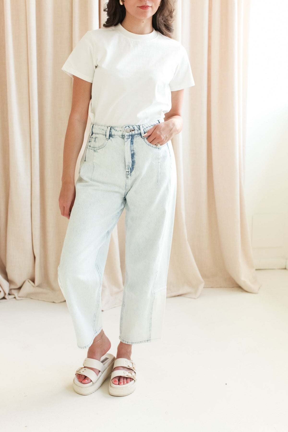 Light Wash Barrel Leg Denim Pants