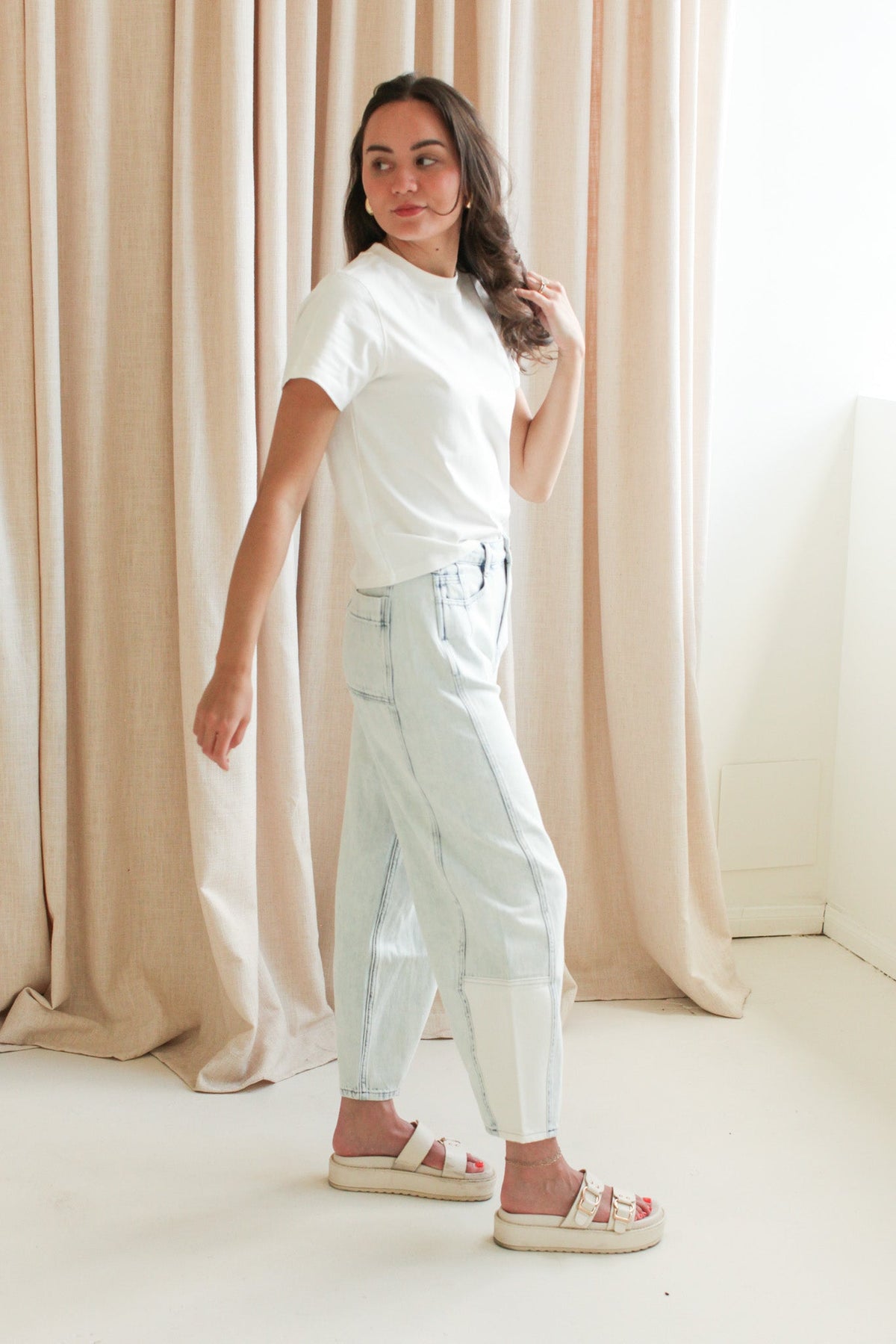 Light Wash Barrel Leg Denim Pants