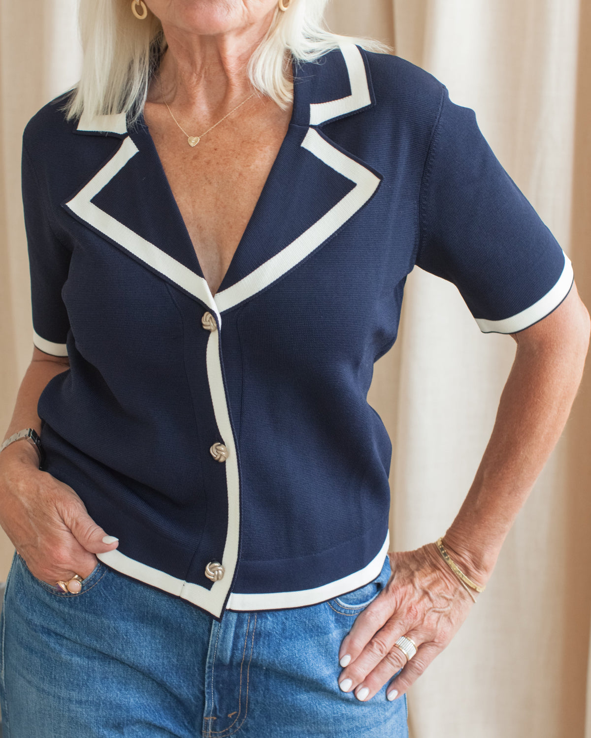 Contrast Detail V-Neck Knit Sweater