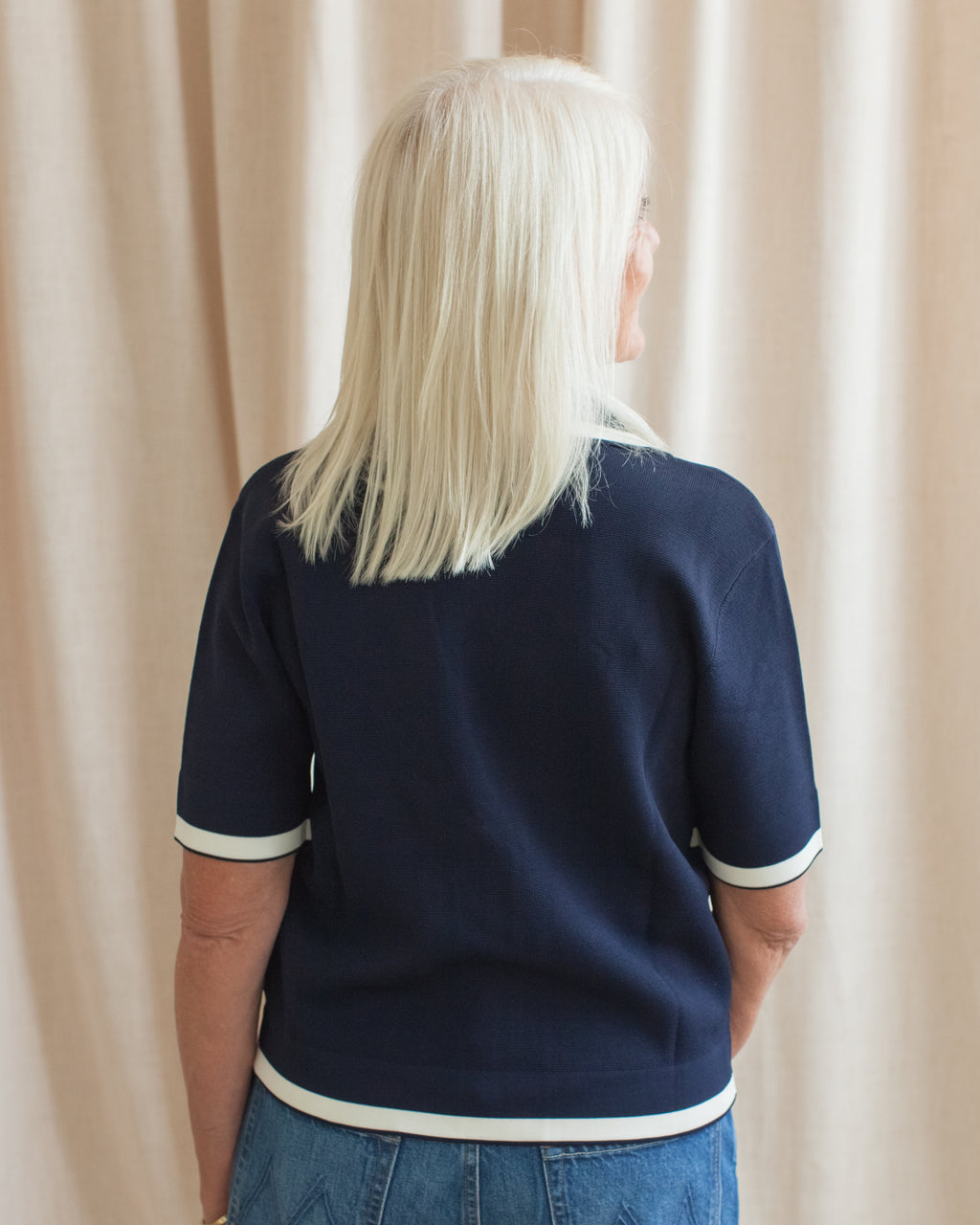Contrast Detail V-Neck Knit Sweater